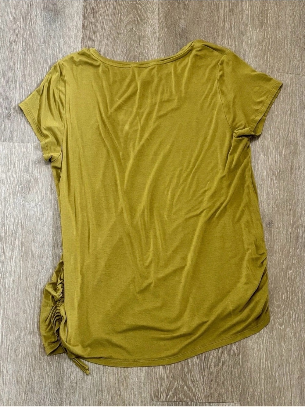 Simply Vera Vera Wang Olive Green Short Sleeve Side-Tie Tunic Top - Picture 3 of 4